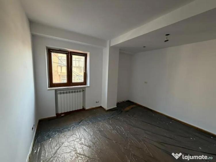 Apartament 3 camere , etj 1 , Radauti - 4