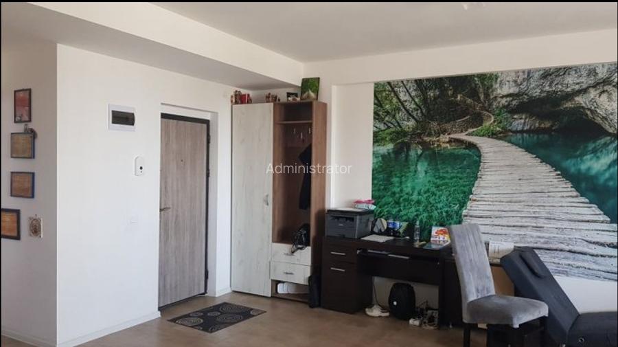 28463   Apartament 2 camere Far