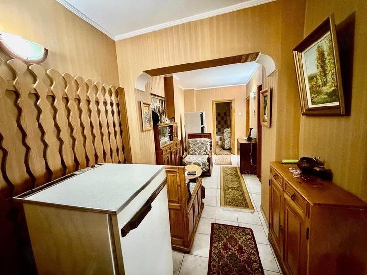 Apartament cu 3 camere , 71mp , zona Garii , Iasi - 1