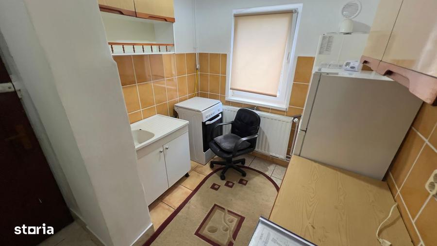 Garsoniera chirie Petrosani Nord - 4