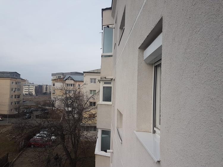 Apartament doua camere, semidecomandat, etaj trei, bucatarie mare, Bistrita Lac - 19