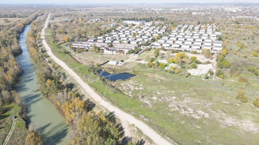 Green City. Casa frumoasa, gradina si liniste de vanzare - 12