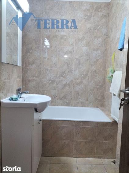 Apartament cu 2 camere, central, utilat ?i mobilat - 1