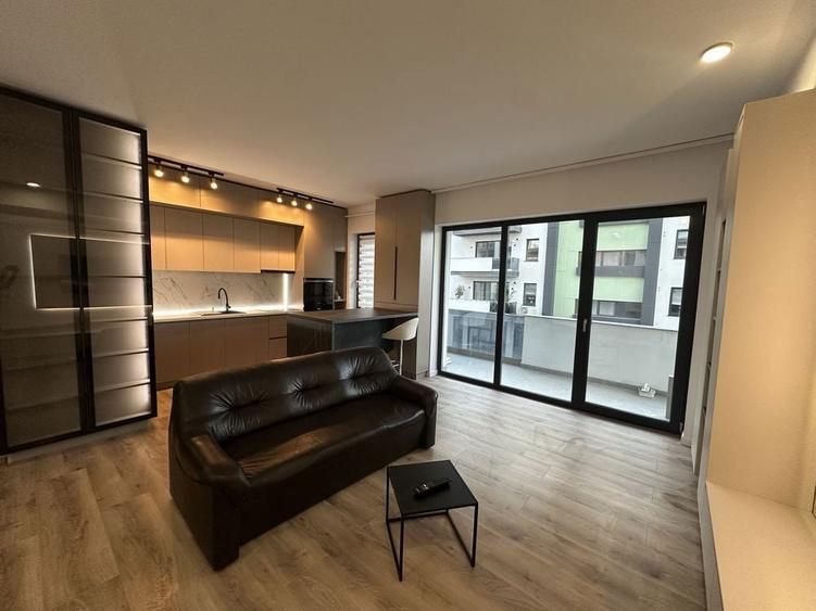 Inchiriez apartament cu 2 camere nou, zona Ford Craiova - 1