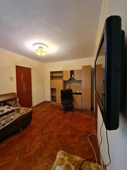 Vanzare apartament 2 camere in Galati, Micro 19, etaj 2, liber - 2