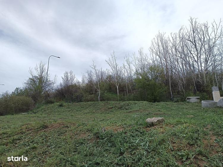 Teren de 467 mp, în Central
