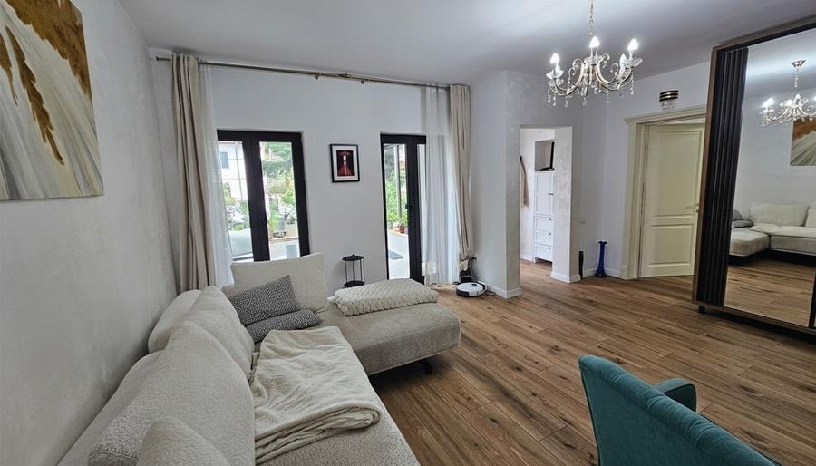 Parter Propriu 82 mp În Vilă renovată complet - Strada Popa Savu, Aviatorilor - 8