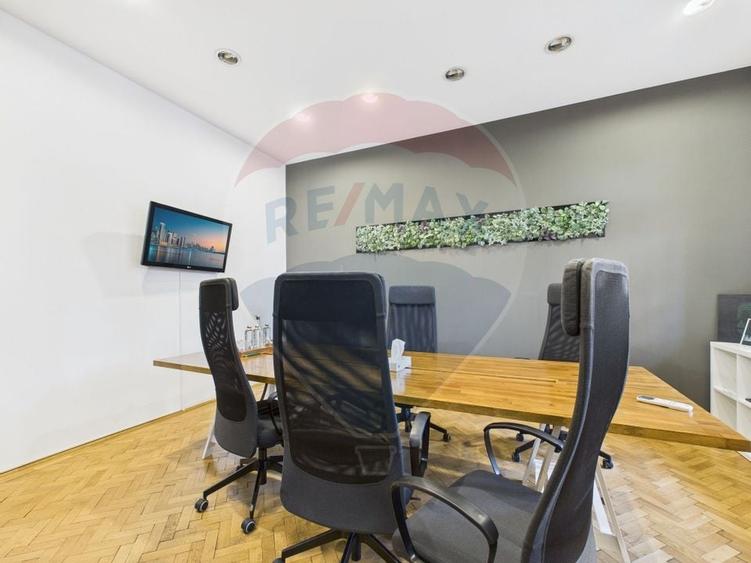 Vila interbelica cu personalitate - 11