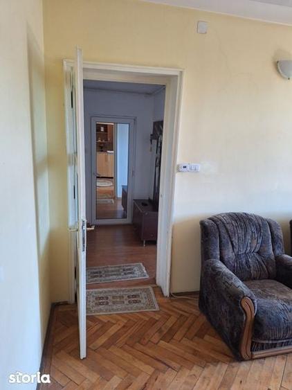 Garsoniera de vz 36 metri patrati utili etaj 3 pe mijloc zona Dimitrov - 2