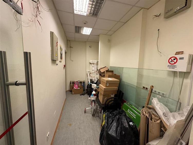 Sp comercial stradal- B.dul Bucuresti, 80 mp, renovat, comision 0% - 15