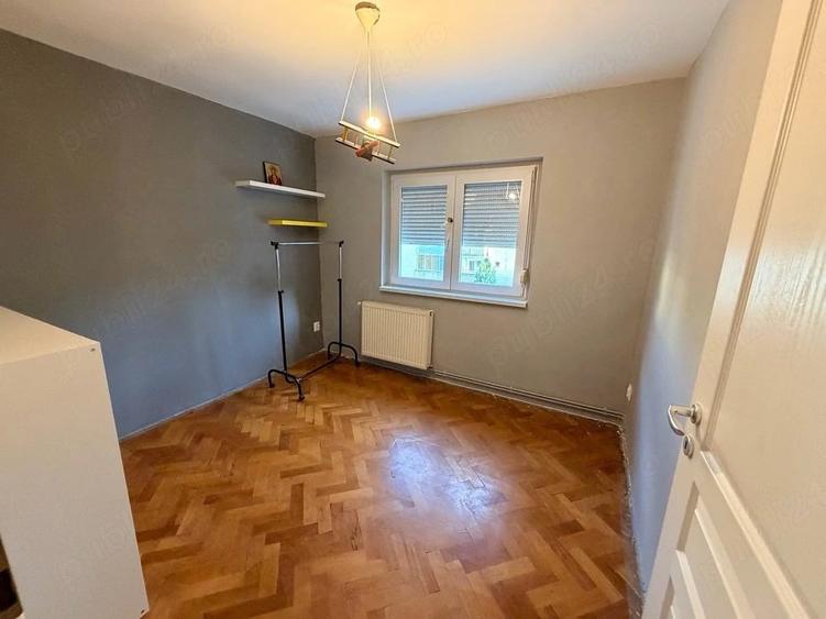 Inchiriez Apartament 3 camere decomandat mobilat si utilat - 9