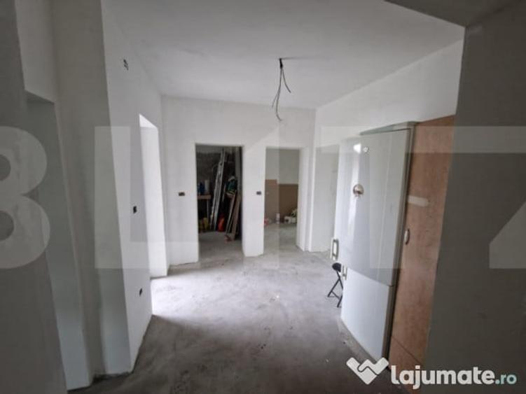 Casa semifinisata situata central in municipiul Dorohoi - 5