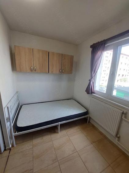 Camera de inchiriat cu baie - 1