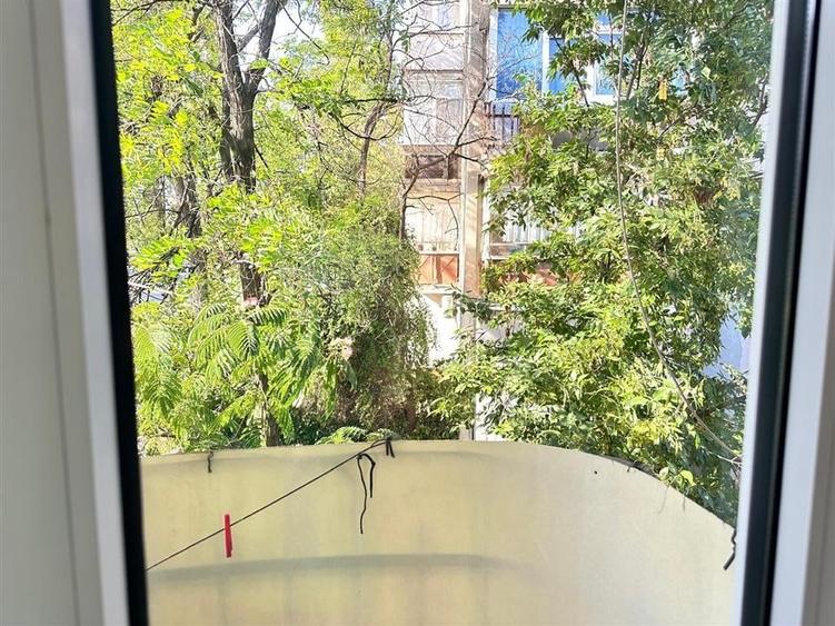 Apartament tip penthouse zona Jetoil Ploiesti - 12