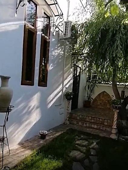 Vanzare casa renovata 2 camere curte proprie foisor Cotroceni - 7