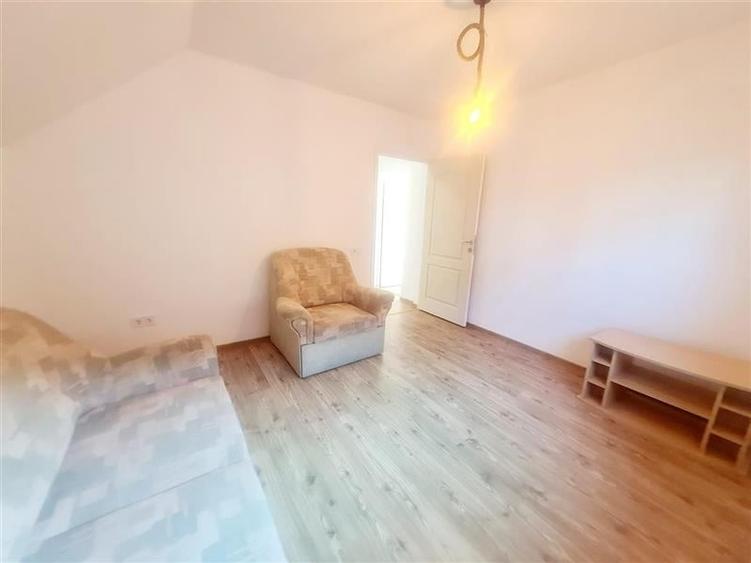 Prima inchiriere! Rezidenta cocheta, cu gradina, curte, garaj, Sanpetru - 3