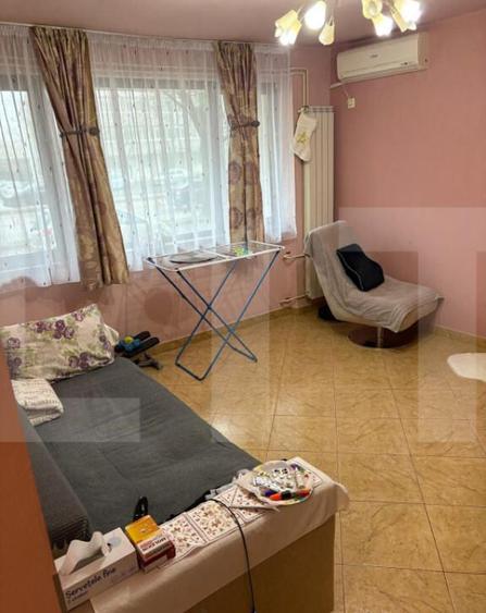 De vanzare - apartament 3 camere Giule?ti - 11