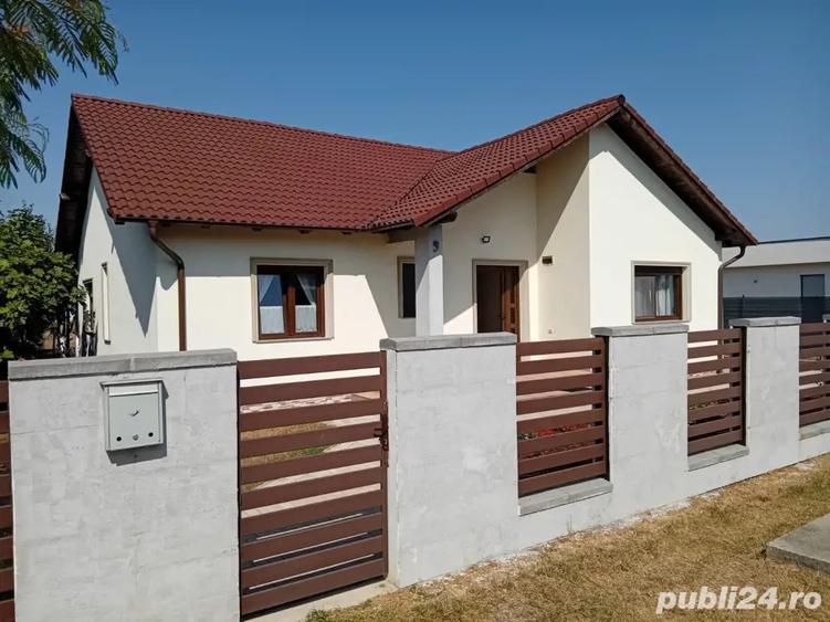 Casa de Vanzare - 1