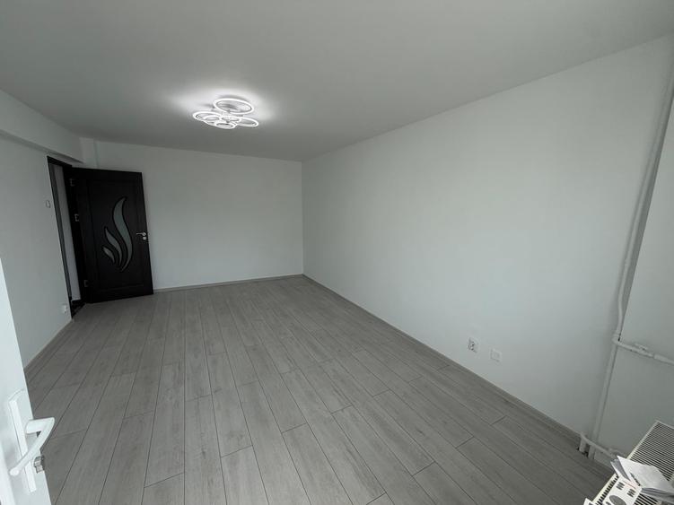 Apartament cu 2 camere decomandat în Sebastian