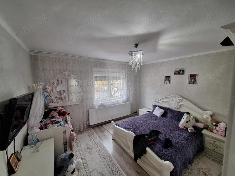 Casa spatioasa de vanzare in Arad cartier Bujac - 5