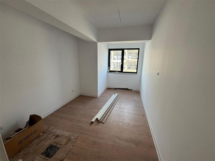 Ap 3 cam, etaj 1, comision 0%, TVA inclus, 2 bai, 2 balcoane, 90 mp utili - 10