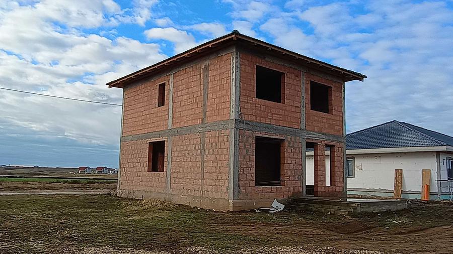 Proprietar Vand Casa la Rosu in Grigorescu 2 - 6