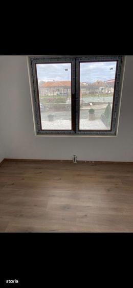 Schimb Vila Costinesti P+1 cu spatiu comercial sau apartament - 2