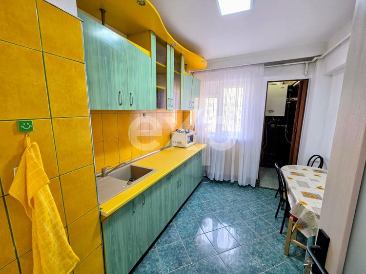 Apartament cu 3 camere decomandat, mobilat în Nord