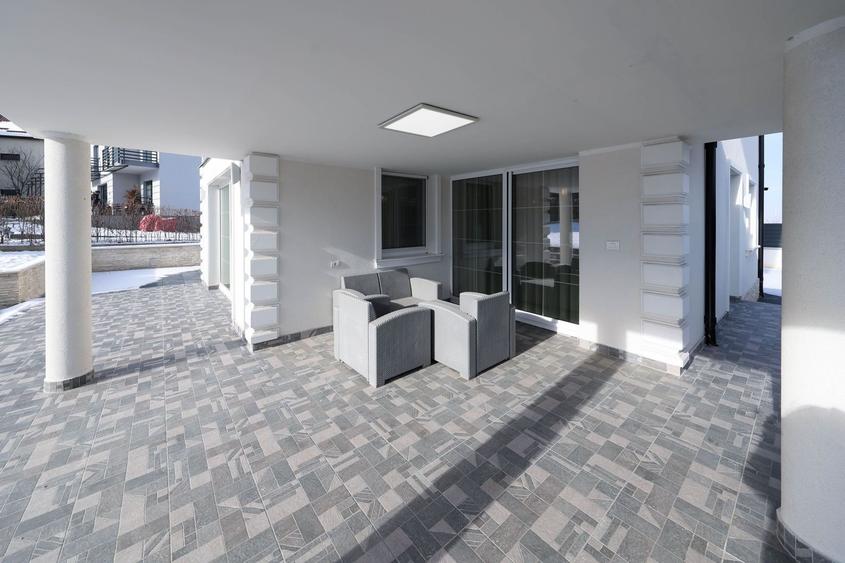 Casă ideală pentru familie în Brașov, Bunloc – spațioasă, luminoasă, priveliște - 11