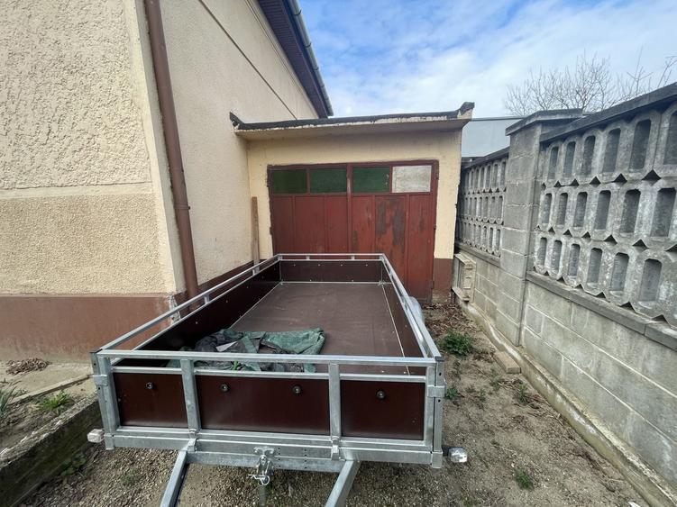 Casa de vanzare cu teren 572 mp si front generos 21 ml - 11