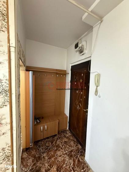 Sector 4 - Metrou Brancoveanu - Garsoniera - Ideal investitie - 1