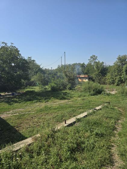 Teren cu casa Bacau str Chimiei - 1