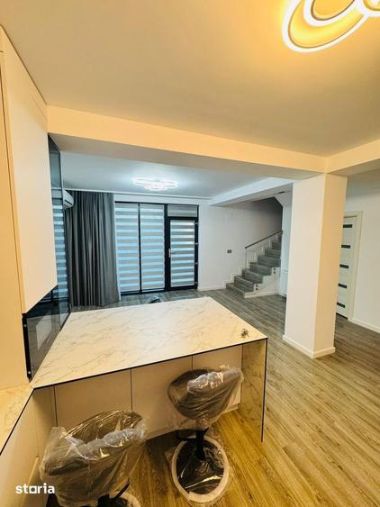 Casă cu 4 camere cu Teren 200 Mp în Central
