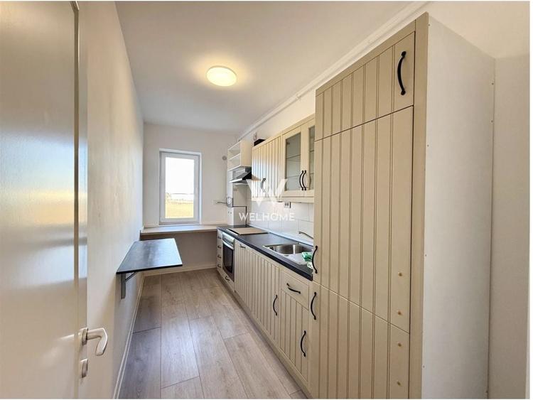 Apartament decomandat, etaj 1, bloc cu lift - loc de parcare - - 1