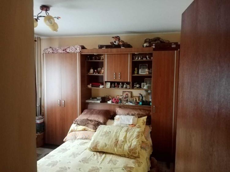 Apartament cu 2 camere in zona Canta, Etaj intermediar ! - 2