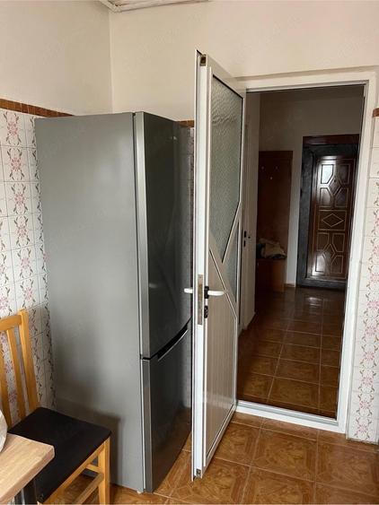 inchiriez 2 c decomandat - 4