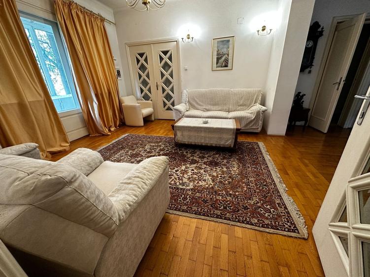 Dorobanti - Capitale. Apartament in vila interbelica. - 1