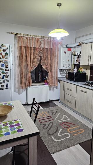 Inchiriere apartament 3 camere complet utilat, et 1 - 1