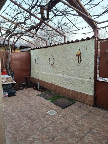 Casa un singur nivel si curte - 3