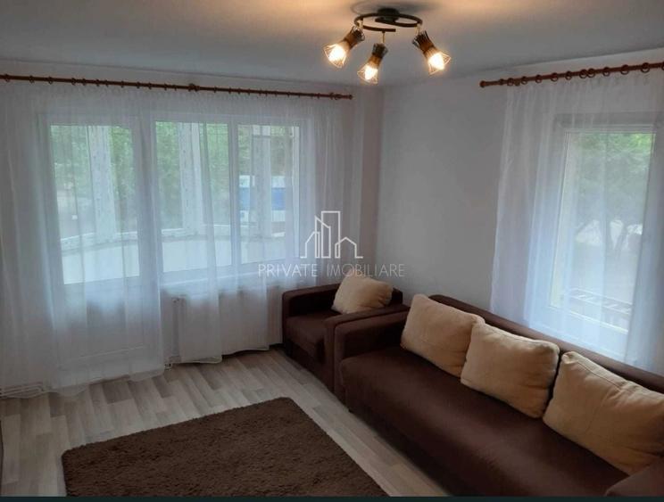Apartament 3 Camere, De Vanzare, Zona Poli2 - 2