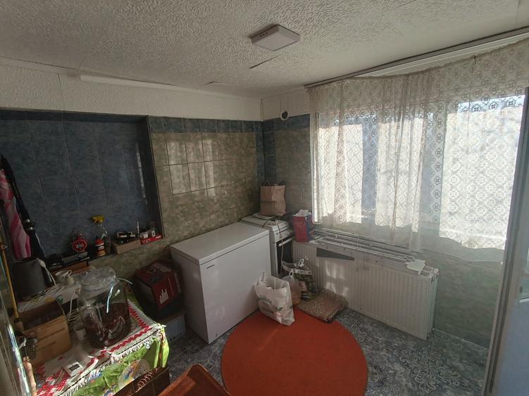 Casa de vanzare in com Ratesti - 4