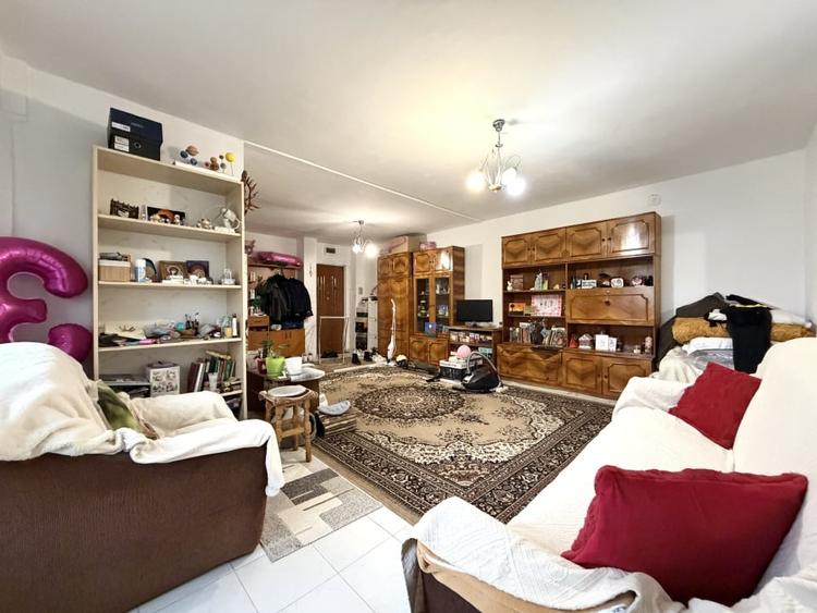 Apartament 2 camere, 55 mp utili, etaj 2/4 - Lipovei - 1