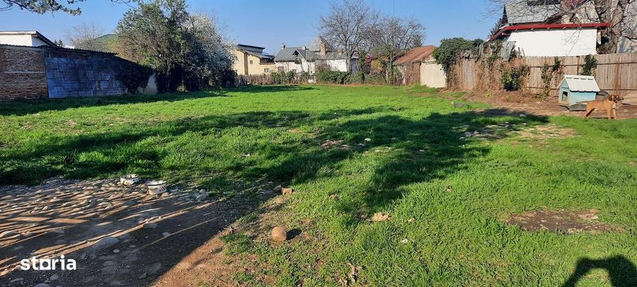 De vanzare teren intravilan 1.763 mp zona centrala, Targovi?te - 1