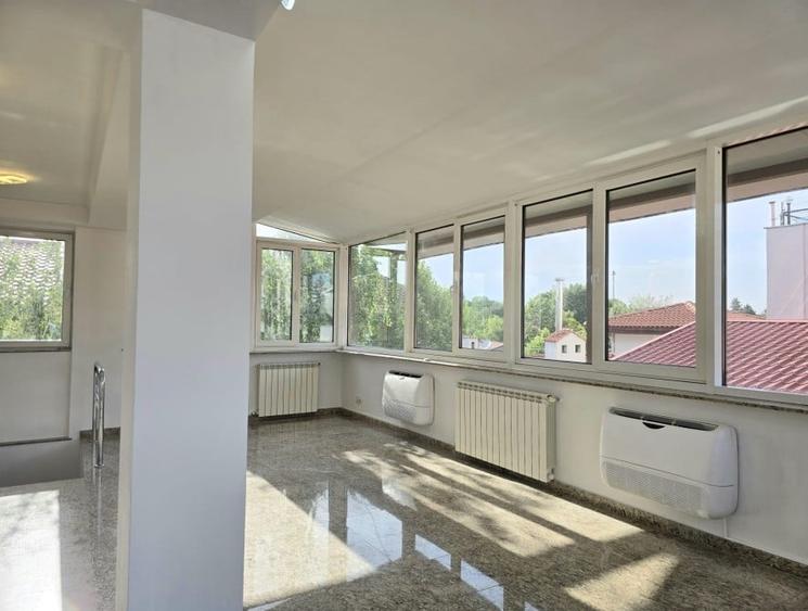 Imobil cu lift si garaj cu 3 locuri parcare Primaverii - 9