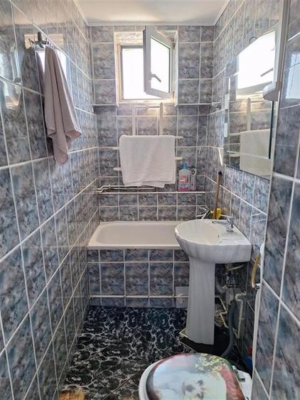 APARTAMENT 2 CAMERE DE VANZARE ONESTI - 9