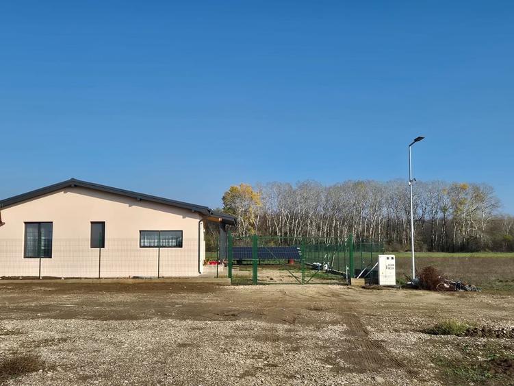 Loturi de teren 638 mp - curent tras la teren - Crevedia - 10