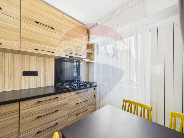 Apartament de vanzare, 3 camere ultra finisat,  Bd. Unirii - Zepter - 15