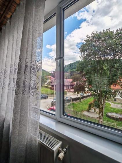 Apartament cu 4 camere de vanzare in Busteni - 20