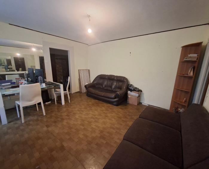 Obor,Colentina,Teiul Doamnei langa Sectia 7 Politie,10 minute metrou - 3