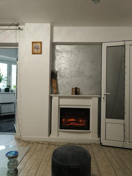 Ap. 2 cam,decomandat,et. 1/4,renovat modern,centrala proprie,an constr.1978. - 14